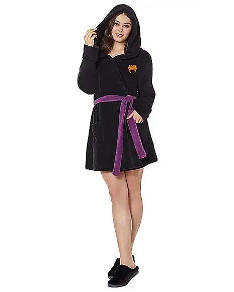 Spirit Halloween Hooded Glorious Morning Robe - Hocus Pocus 3 Spirit Halloween Hooded Glorious Morning Robe - Hocus Pocus